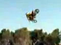 越野摩托车教材 教你如何在空中甩尾 (1257播放)