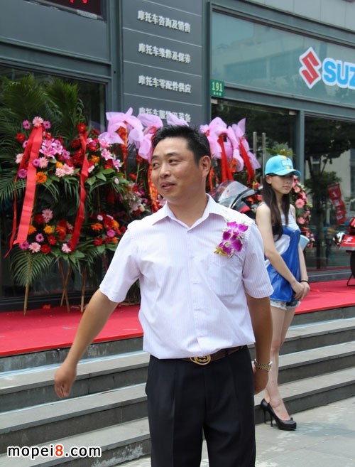 上海东州摩托车销售公司总经理周少锋