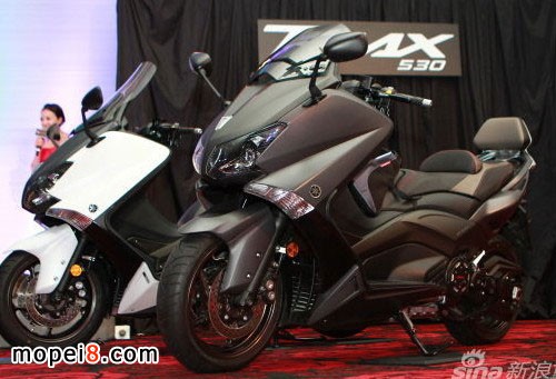 ̨ýYAMAHA TMAX 530