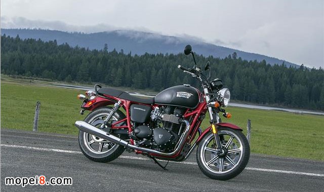 2013Triumph BonnevilleĦгԼ
