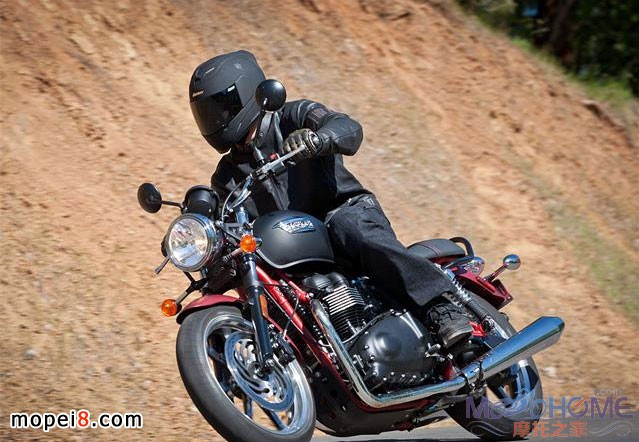 2013Triumph BonnevilleĦгԼ