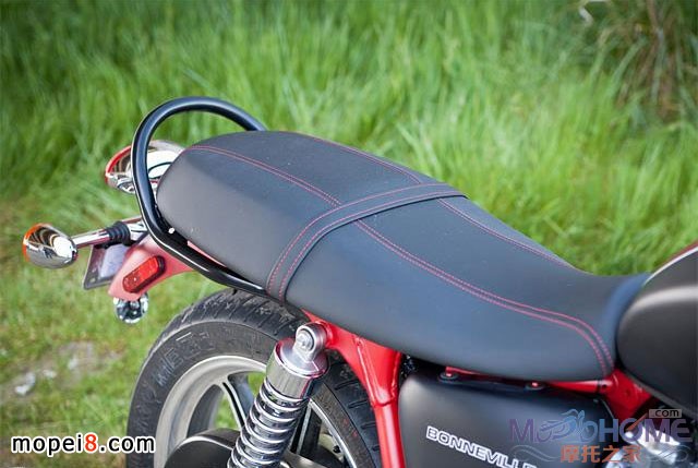 2013Triumph BonnevilleĦгԼ