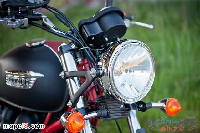 2013Triumph BonnevilleĦгԼ