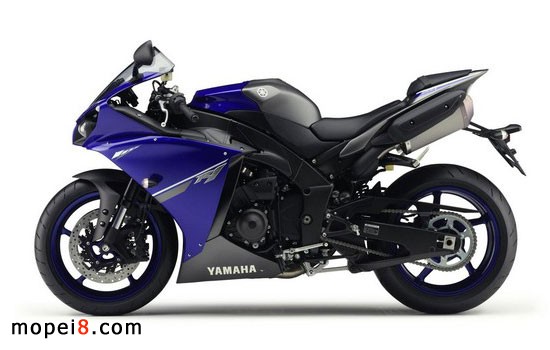 е2013YZF-R1