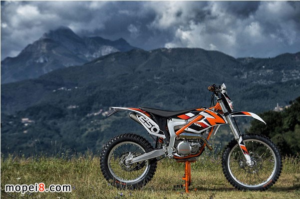 KTM³2014Freeride250R