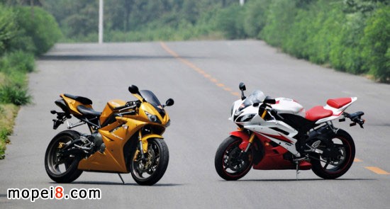 TriumphDaytona VS YamahaYZF-R6