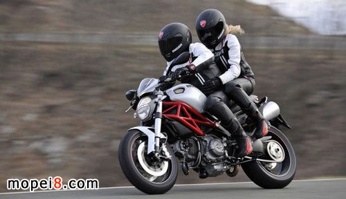 ſϹDucati Monster795