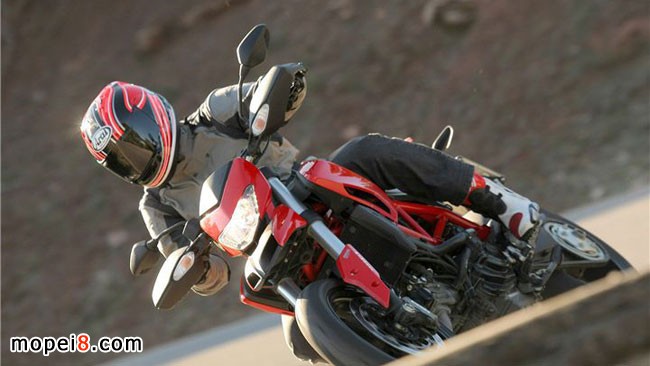 2013 Hypermotard821