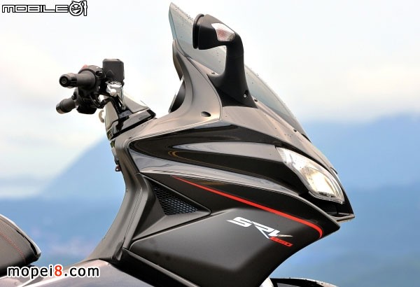 ٿ˴Aprilia SRV850