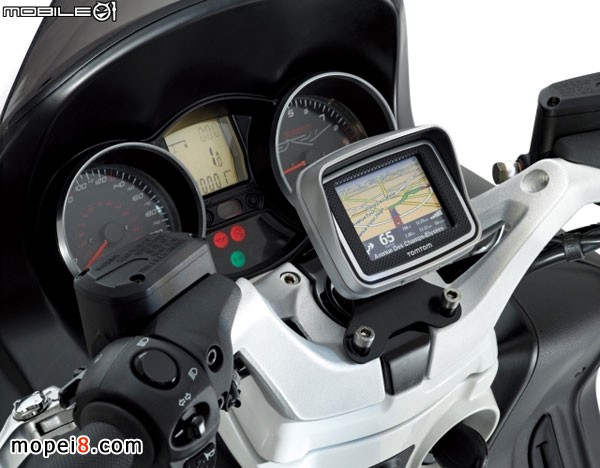 ٿ˴Aprilia SRV850ĦгǱ