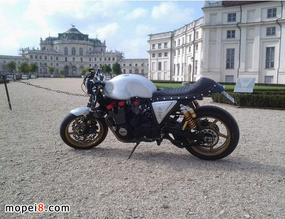 YAMAHA XJR1300Ħг