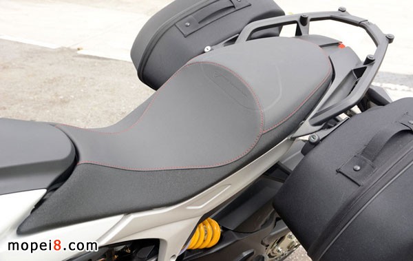 ĦгԼݶſHyperstrada821