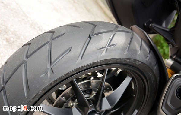 ĦгԼݶſHyperstrada821