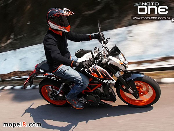 Ӻ2014KTM DUKE 390200и