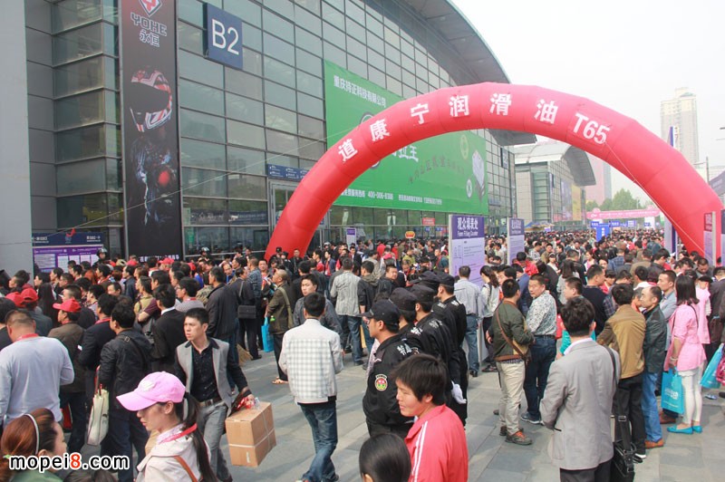 2014春季全国摩配会开幕式观众入场