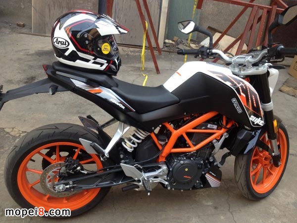 KTM 390 dukeԼ