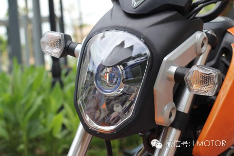 天地游侠大公仔鱼眼灯