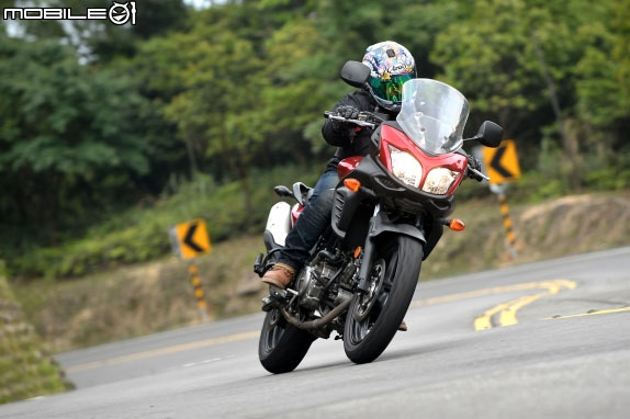 铃木SUZUKI V-Strom650 ABS试驾