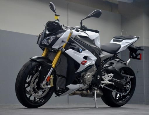 BMW S1000R 设计特点_宝马摩托全新街跑车