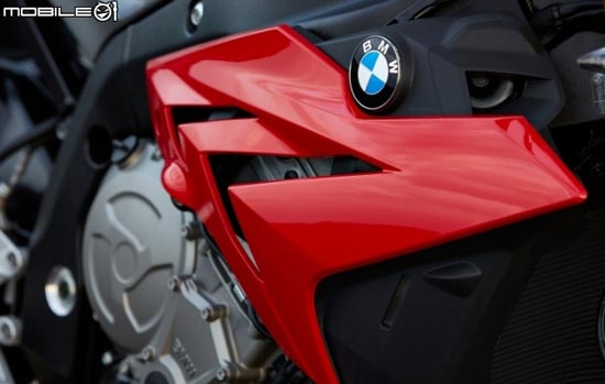 宝马摩托全新街跑车BMW S1000R