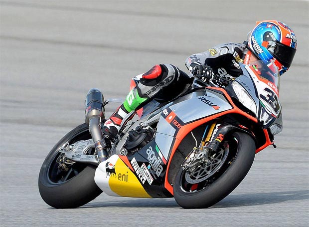 WSBK APRILIA 33号米兰迪比赛相片