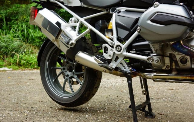 2013 BMW R1200GS水鸟摩托车排气管