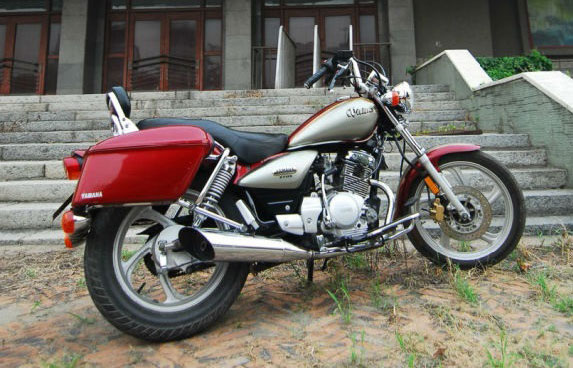 2000款雅马哈ZY125