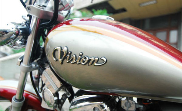 2000款雅马哈ZY125