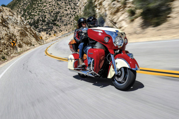 2015 Indian Roadmaster豪华休旅摩托车