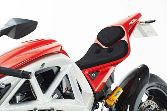 英国赛车豪门Ariel发布定制化摩托车ACE