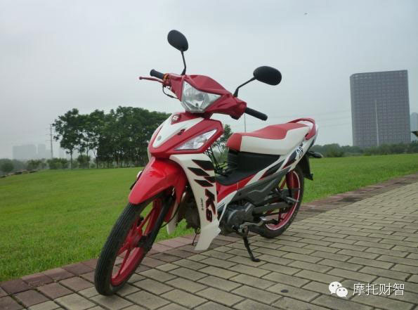 建设K8弯梁摩托车 JS110-5赛车版使用体会