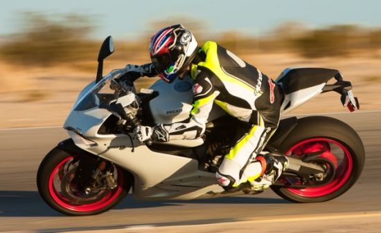 年度最佳运动车型:杜卡迪 899 Panigale