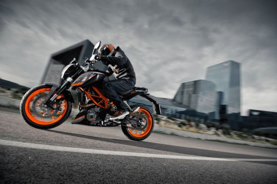 2015KTM Duke390Ħг