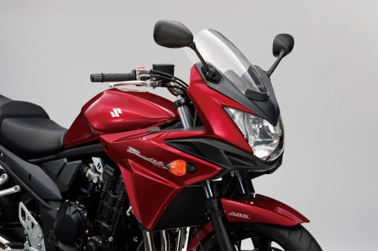 铃木2015款Bandit 1250 匪王摩托车