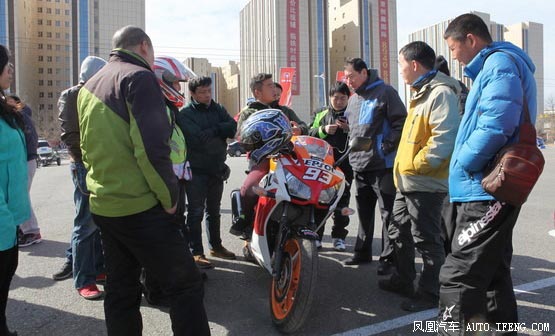 北京旗利试驾大会 本田CBR300R摩托车试驾