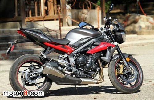 Ħг Triumph Street Triple R